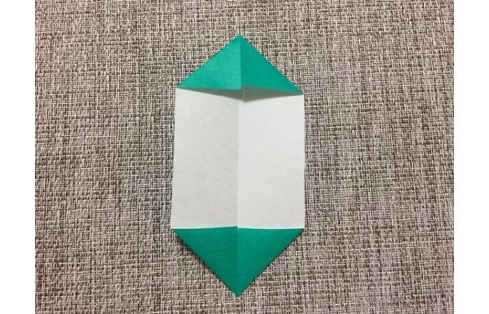 折り紙チューリップの葉っぱの折り方2