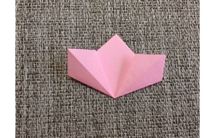 簡単折り紙「桜の花びら」の折り方7